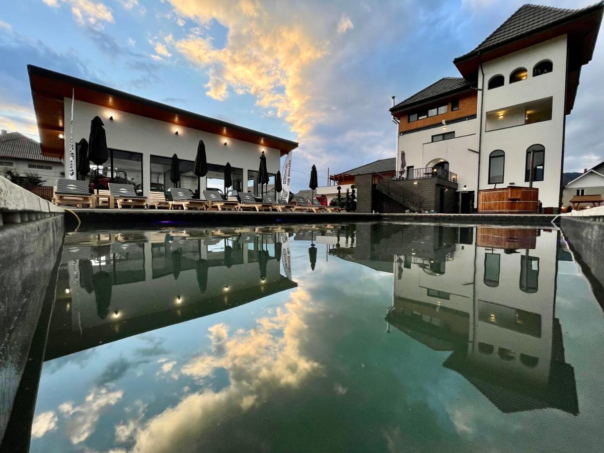 Pensiunea Maramures Guesthouse Вишово-Нижнє Екстер'єр фото