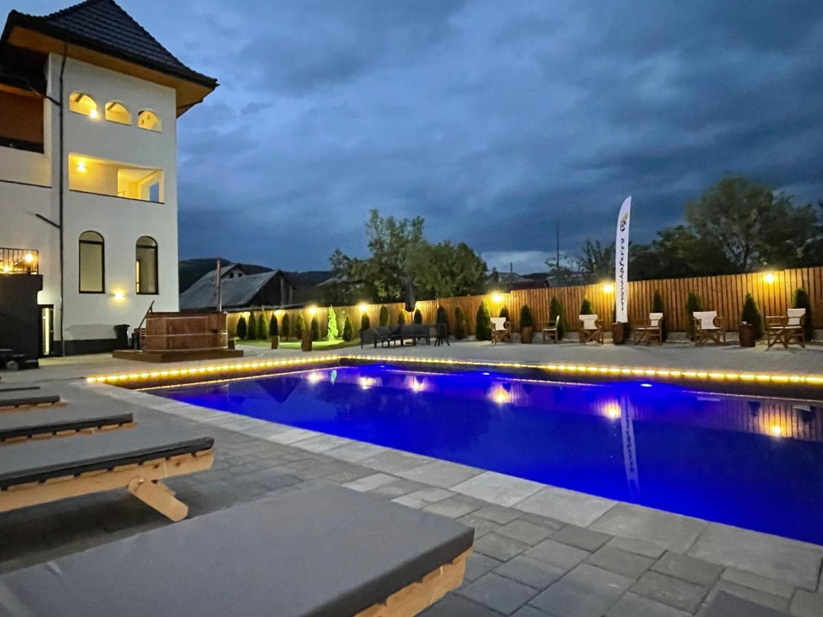 Pensiunea Maramures Guesthouse Вишово-Нижнє Екстер'єр фото